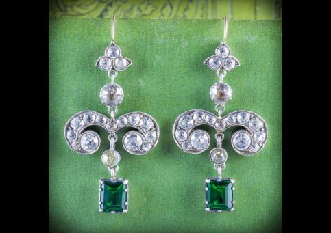 GEORGIAN_DROP_EARRINGS_WHITE_GREEN_PASTE_STONES_COVER._600x