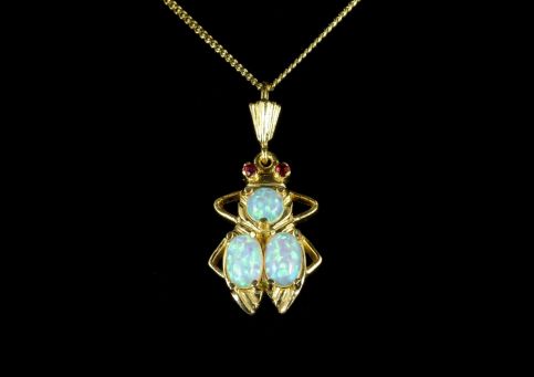 OPAL BEETLE PENDANT NECKLACE RUBY EYES FRONT2